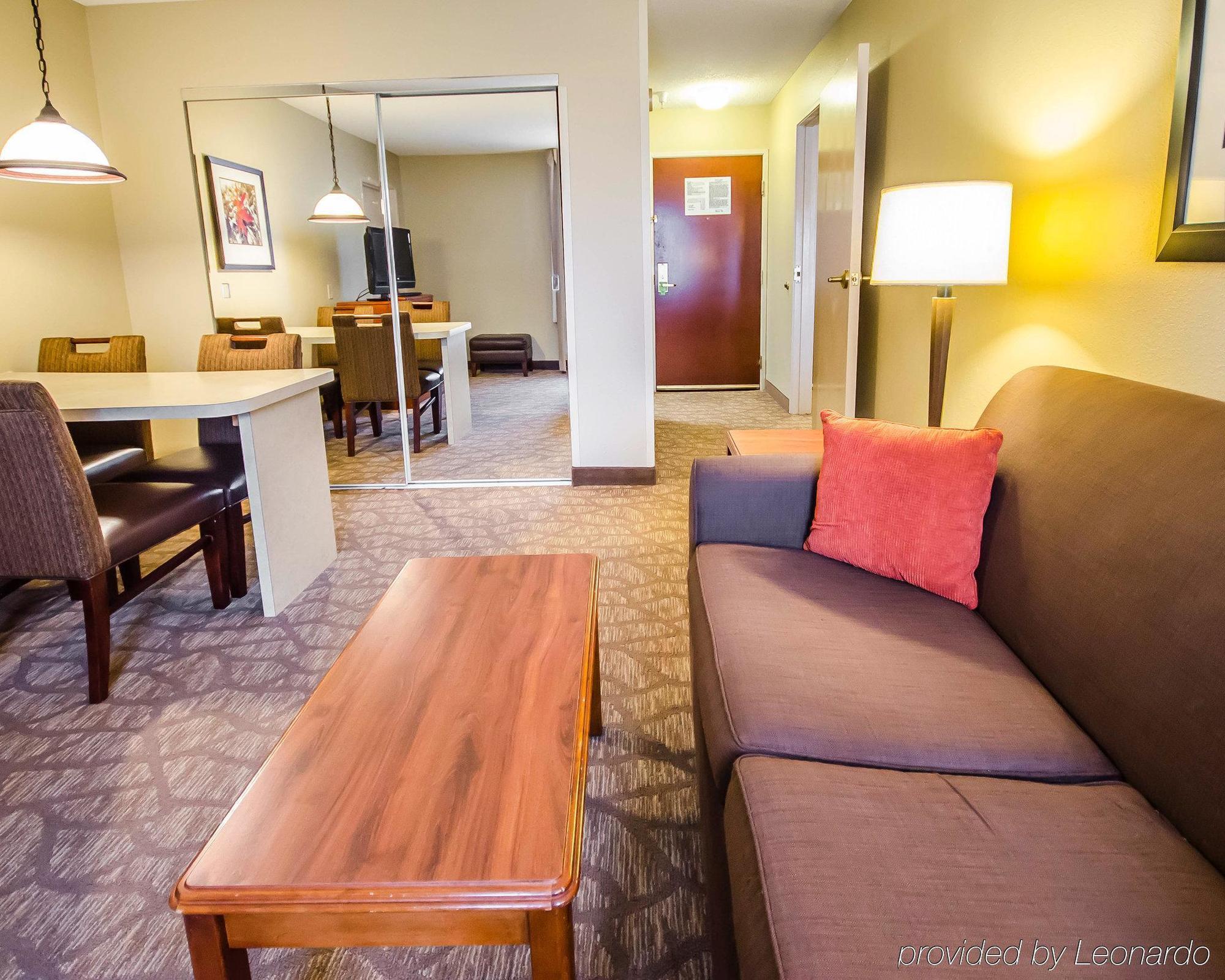 Comfort Inn Evansville East Exterior photo